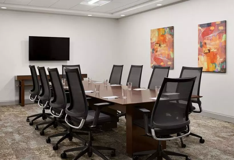 هتل Hilton Garden Inn Providence Airport/warwick