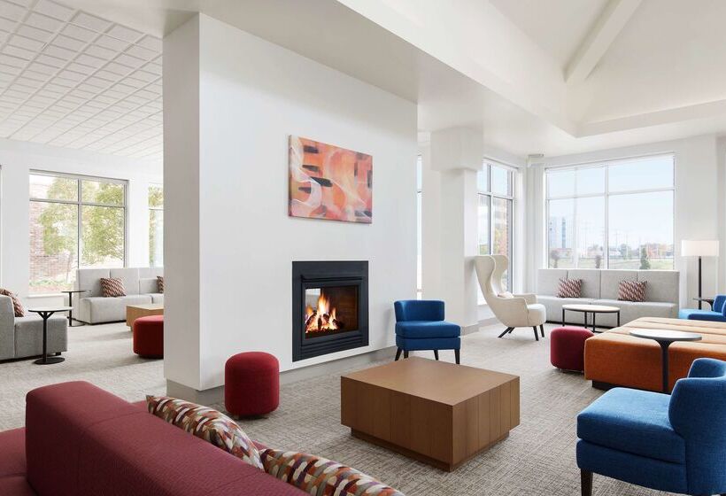 בית מלון כפרי Hilton Garden Inn Providence Airport/warwick