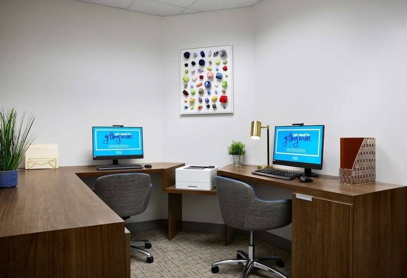 בית מלון כפרי Hilton Garden Inn Providence Airport/warwick