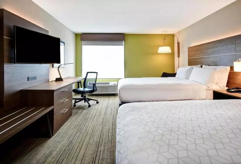 هتل Holiday Inn Express Newport North   Middletown, An Ihg