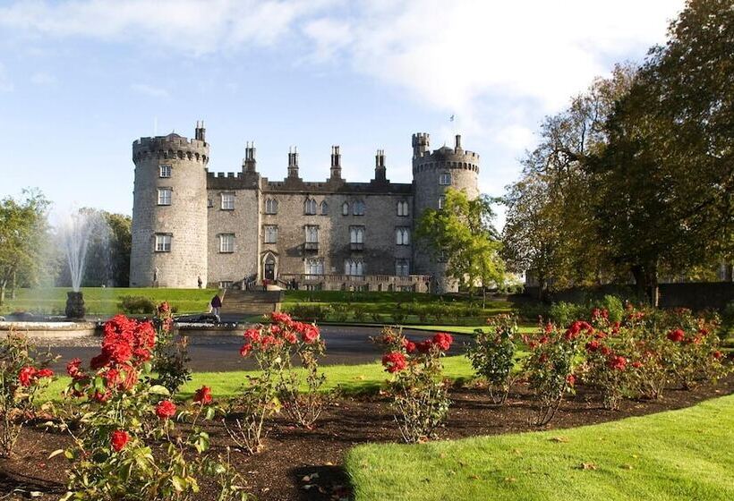 Отель Kilkenny Inn