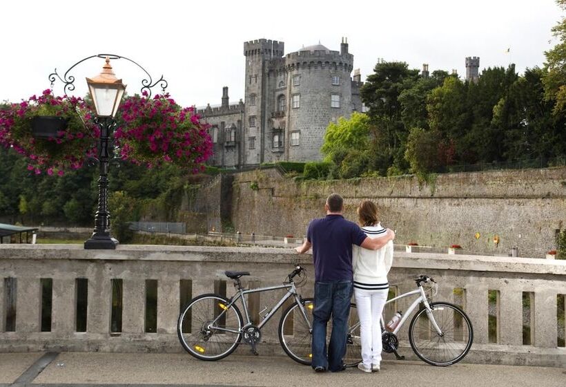 Отель Kilkenny Inn