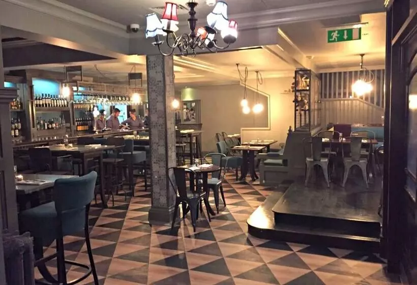 Отель Kilkenny Inn