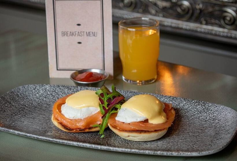 Отель Kilkenny Inn