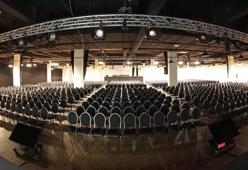 Mercure Hotel MOA Berlin