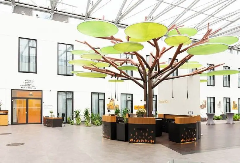 هتل MOA Berlin