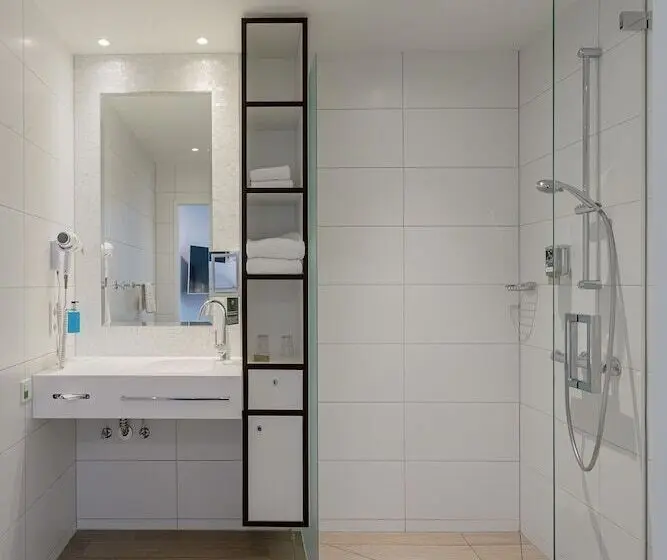 هتل MOA Berlin