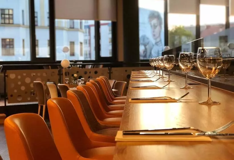 هتل MOA Berlin