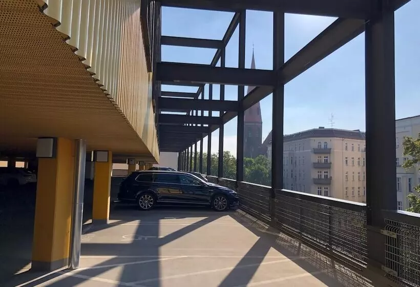 هتل MOA Berlin