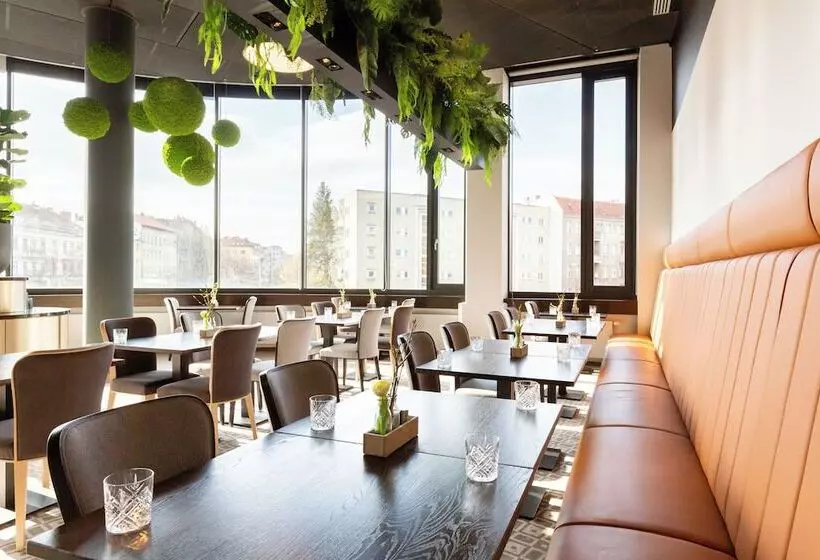 هتل MOA Berlin