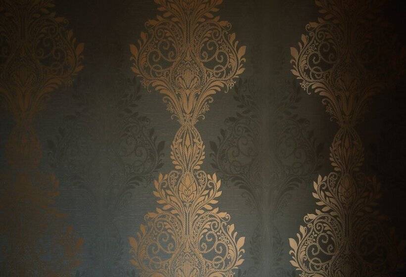 فندق Mulroy Woods