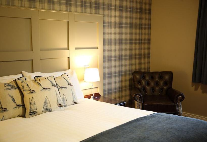 فندق Mulroy Woods