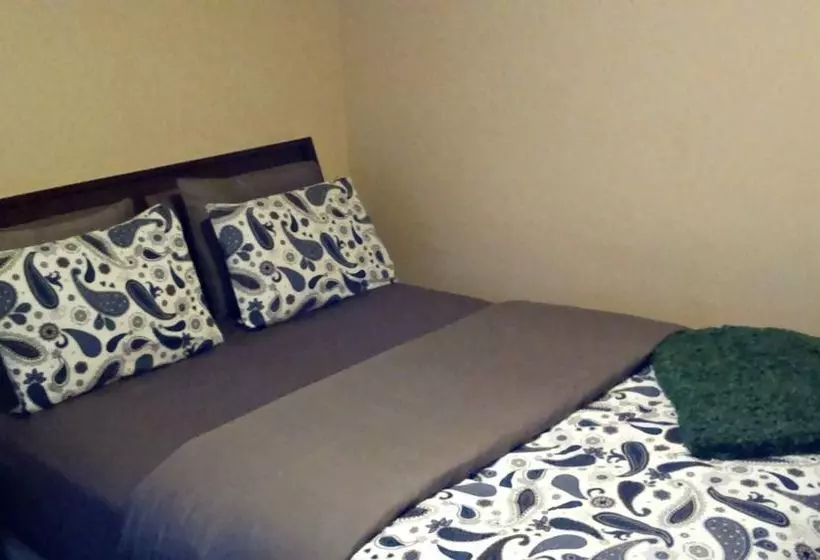 هتل Pelican Executive Suites