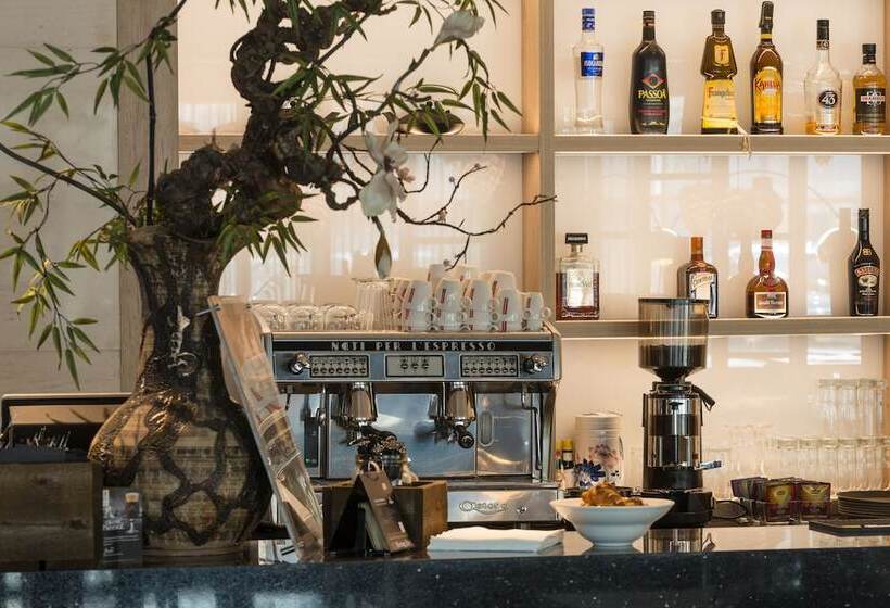 Shanghai Hotel Holland