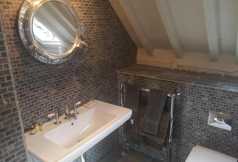 Общежитие The Queen S Head