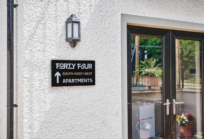 ベッドアンドブレックファースト 44 North