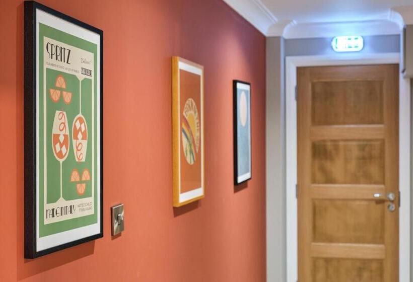 ベッドアンドブレックファースト 44 North