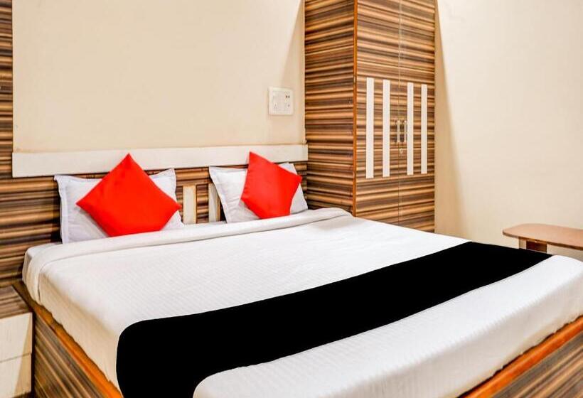 בית מלון כפרי Capital O 79766  Star International