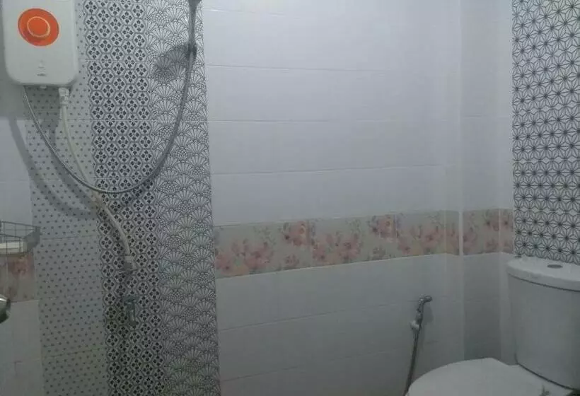 Hotelli Chawalee Place