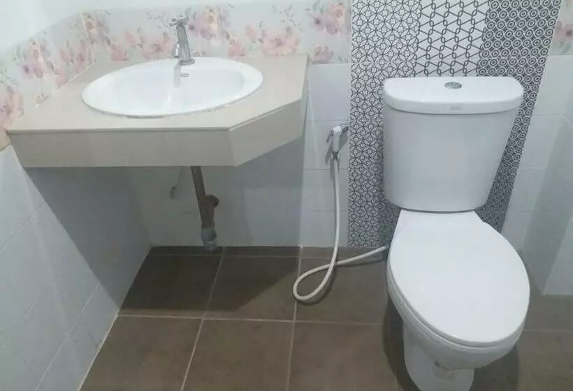 Hotelli Chawalee Place