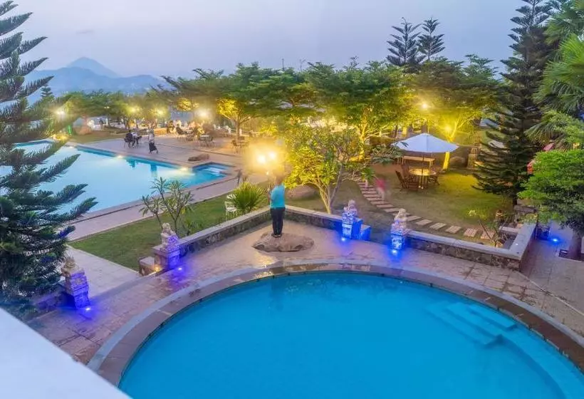 Hotel Hidden Valley Hills