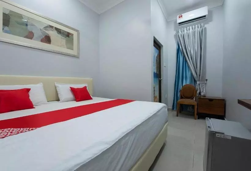Hotelli Oyo 90234 Sungai Rengit City Resort 2