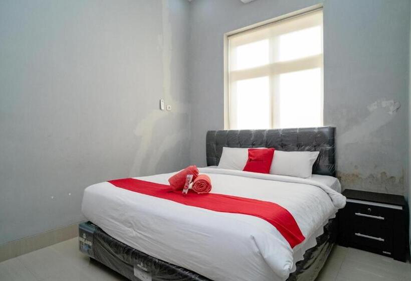 Отель Reddoorz @ Jalan Pendidikan Mataram