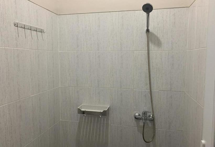 בית מלון כפרי Reddoorz Near Alun Alun Purbalingga