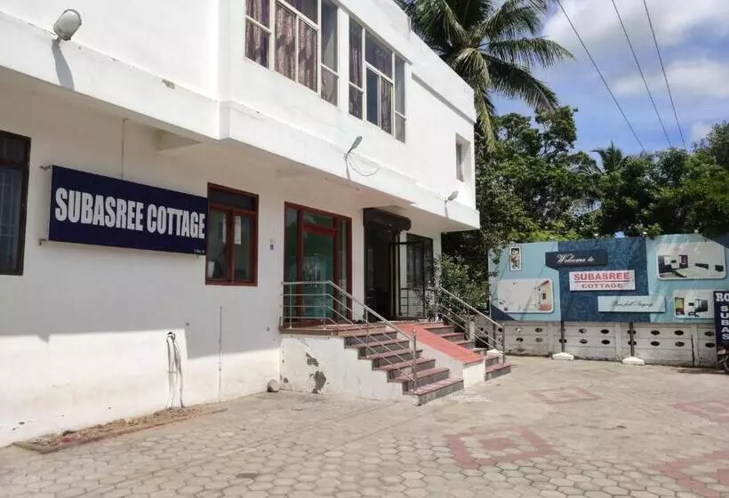 Hotelli Subasree Cottage