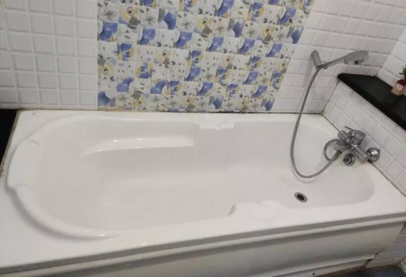 Hotelli Subasree Cottage