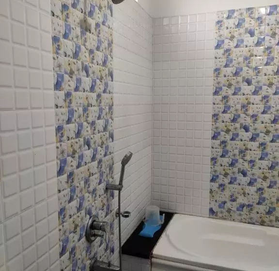 Hotelli Subasree Cottage