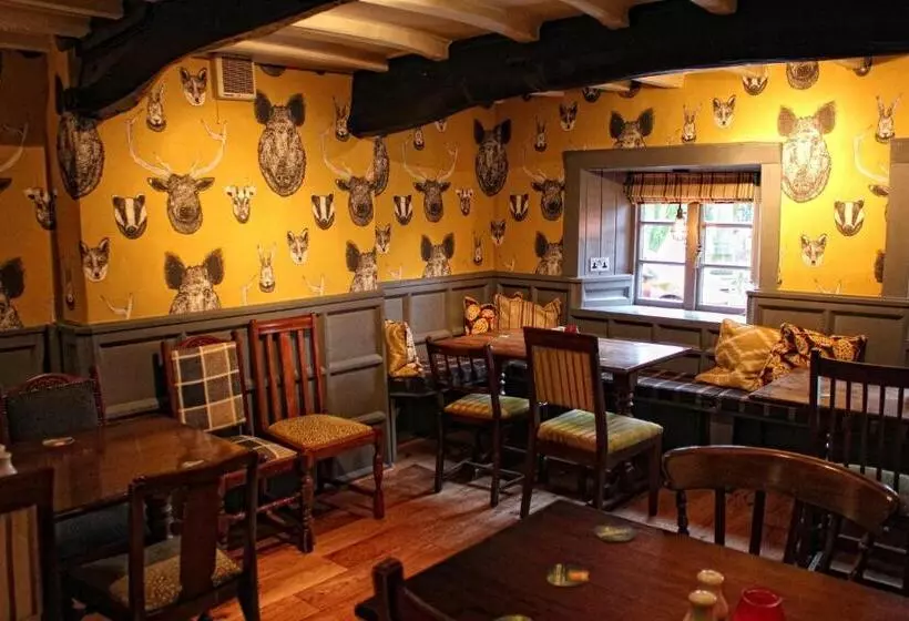 Hotelli The Fountaine Inn