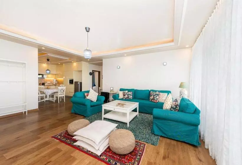 Hotelli The Manor Luxury Apartments, Shimla