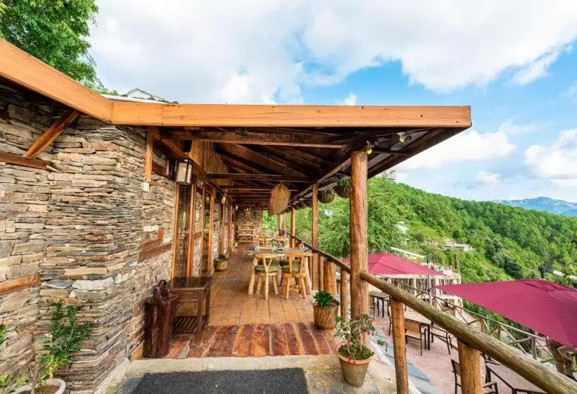 Hotelli The Manor Luxury Apartments, Shimla