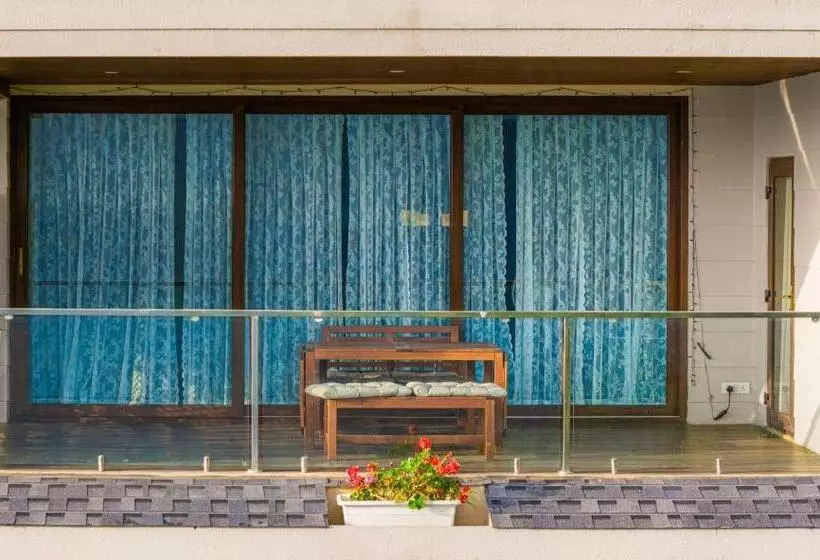 Hotelli The Manor Luxury Apartments, Shimla