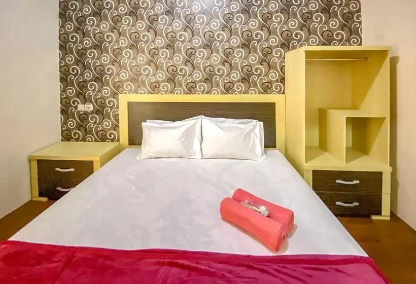 Hotelli Tini S Guest House Malang Mitra Reddoorz