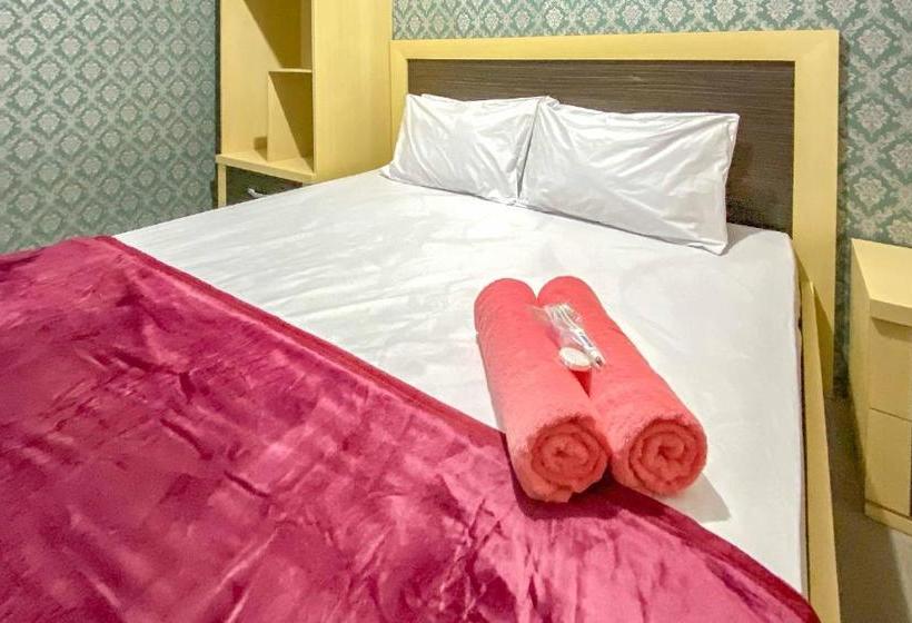 فندق Tini S Guest House Malang Mitra Reddoorz