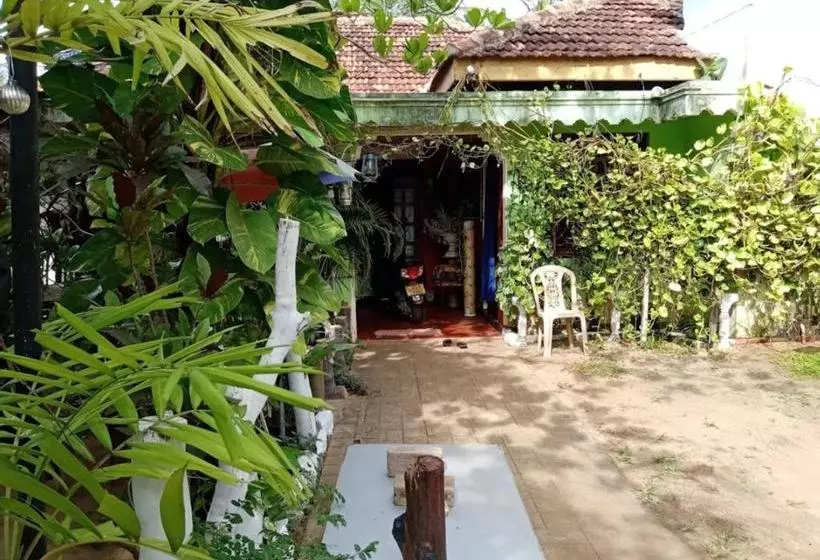 ベッドアンドブレックファースト Beni Beach Resort Batticaloa, Sri Lanka