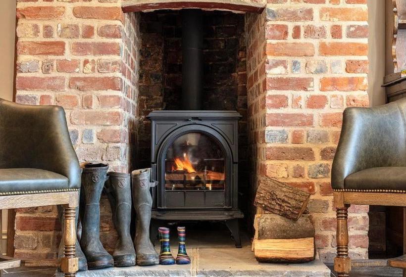 צימר The Ferry Boat Inn