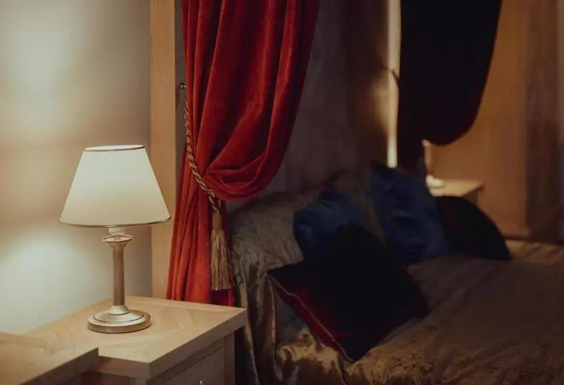 Brigadéros Hotel Brigadír Borsi