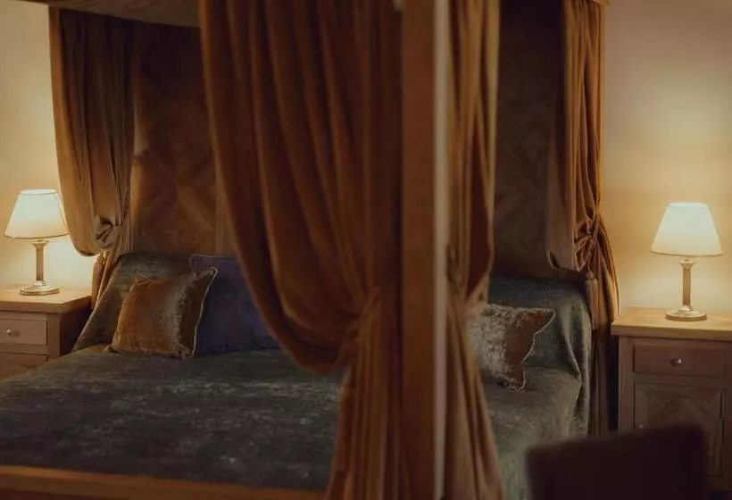 Brigadéros Hotel Brigadír Borsi