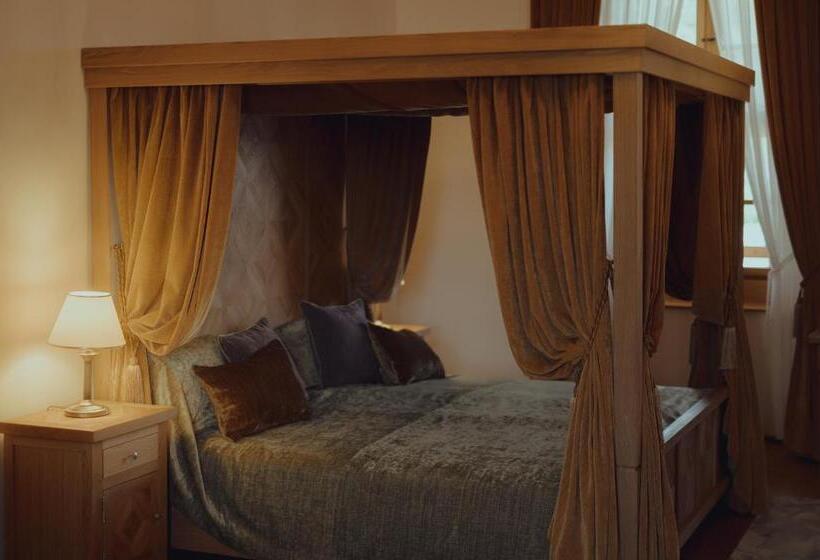 Brigadéros Hotel Brigadír Borsi