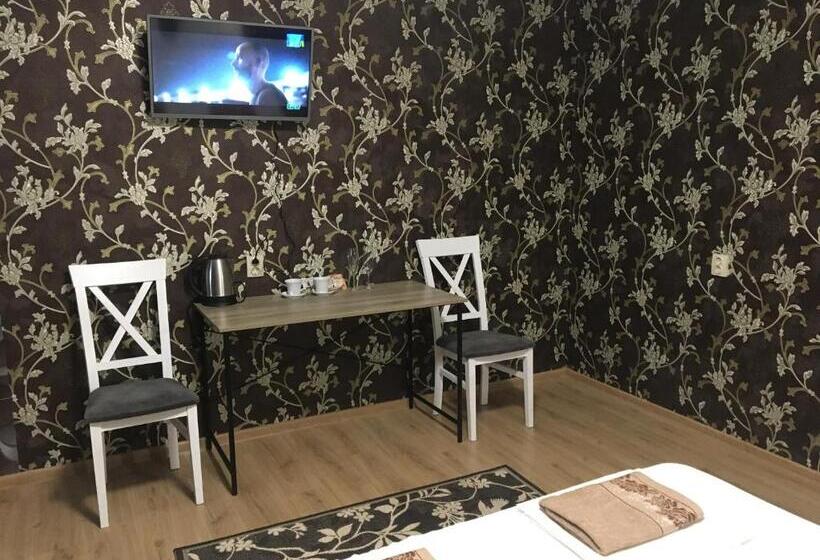 Hotel готель максим ресторан