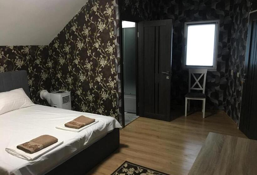 Hotel готель максим ресторан