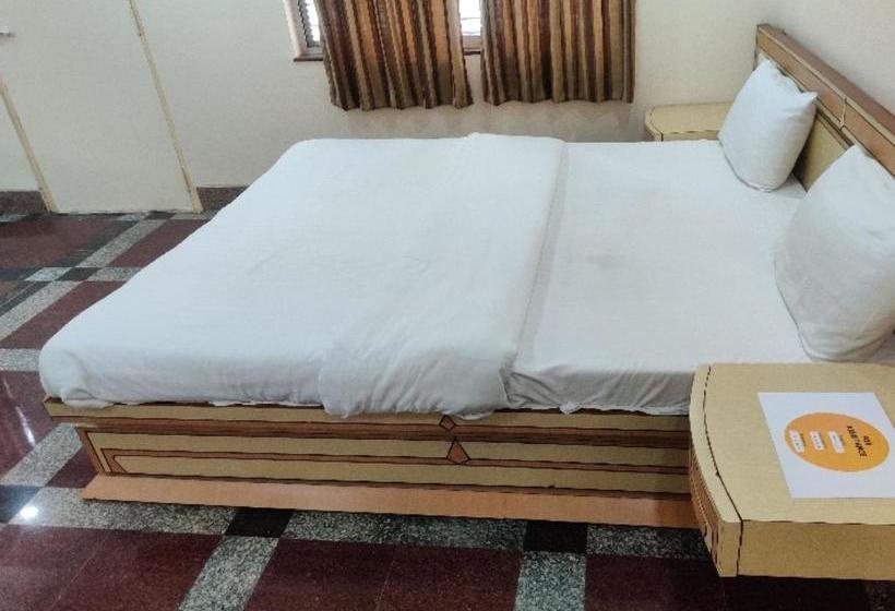 Hotel Capital O 80682  Suraj Executive