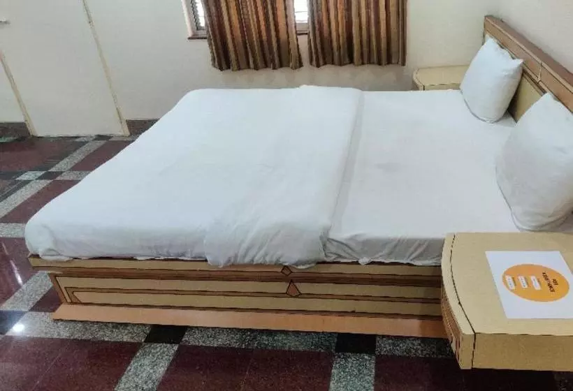 Hotelli Capital O 80682  Suraj Executive