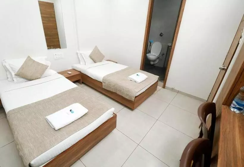 Hotelli Nova Sahaj Residency