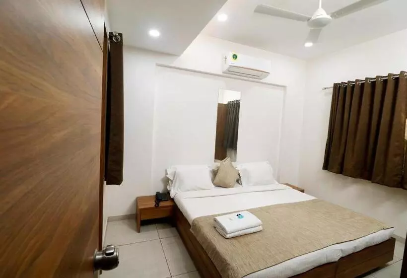 Hotelli Nova Sahaj Residency