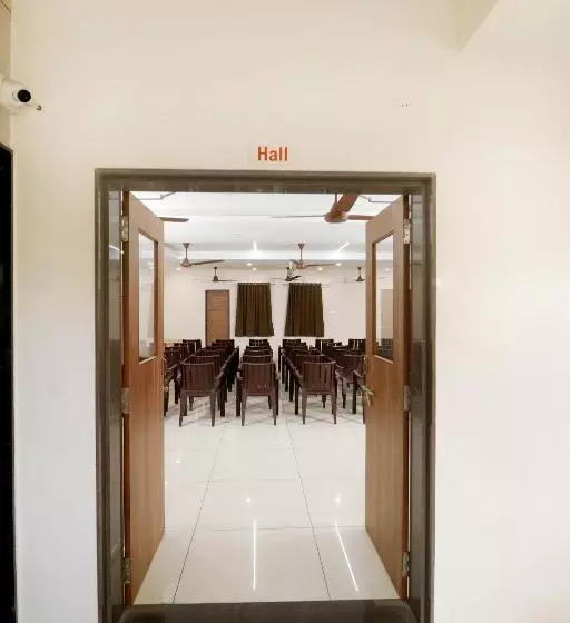 Hotelli Nova Sahaj Residency