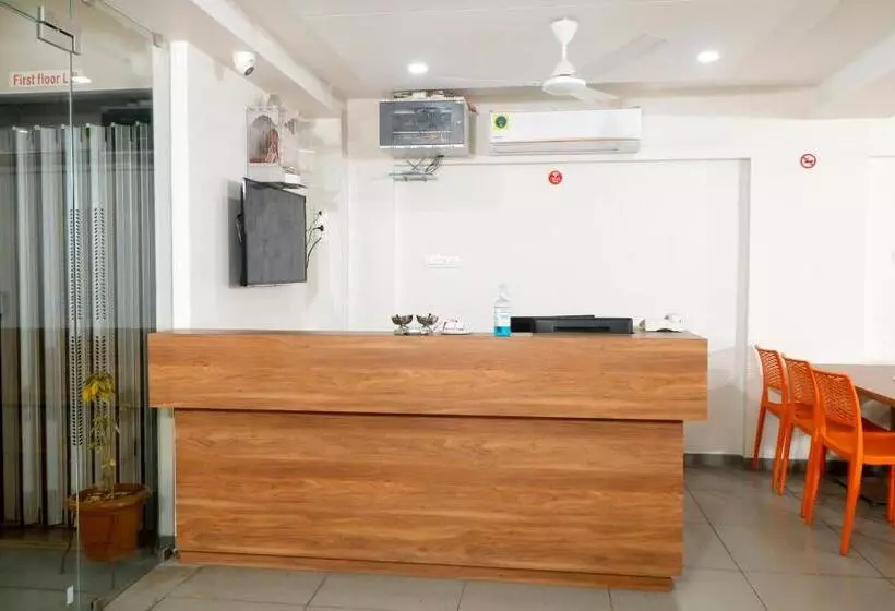 Hotelli Nova Sahaj Residency